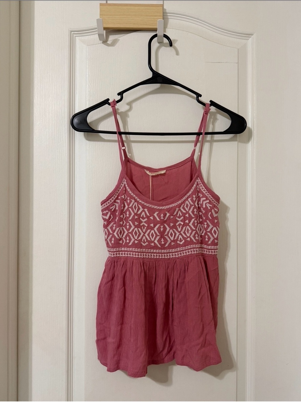 Sim & Sam Mauve Embroidered Babydoll Tank